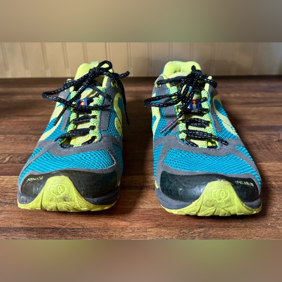 Pearl Izumi Peak II Womens Size 9.5 Blue Trail Race Sneakers Performance Lace - Picture 2 of 14